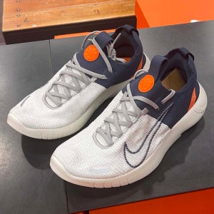 나이키 남성 런닝화 프리런 플라이니트 넥스트 네이처 라이트아이언오어 썬더블루 FB1276-004