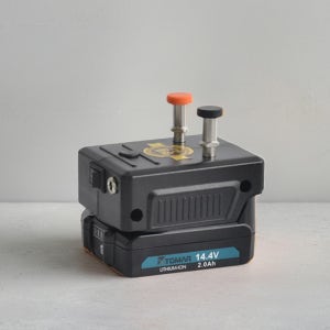 에이원 전동릴 배터리 본체+배터리 2.0Ah 전용충전기 별도구매