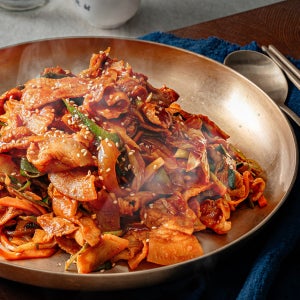 기사식당 고추장 돼지 불백 제육볶음 불고기 주물럭 두루치기