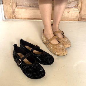 슈리오 키높이구두 블링샤인 통굽 메리제인 여성 단화 4cm