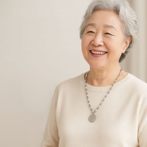 포르투나 스와로브스키 진주 써지컬 치매 어르신 노인 실종 방지 안심 인식표 각인 목걸이