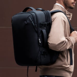 [맨백] 대용량 17인치 노트북 백팩 출장용 비지니스 배낭 MR656A