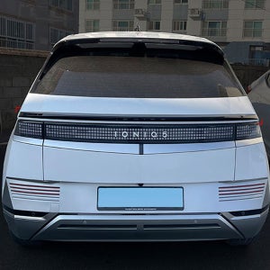 아이오닉5 리어 립 스포일러