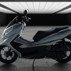 UHR150 150cc 대림오토바이 디앤에이모터스 최신형 스쿠터 UHR125