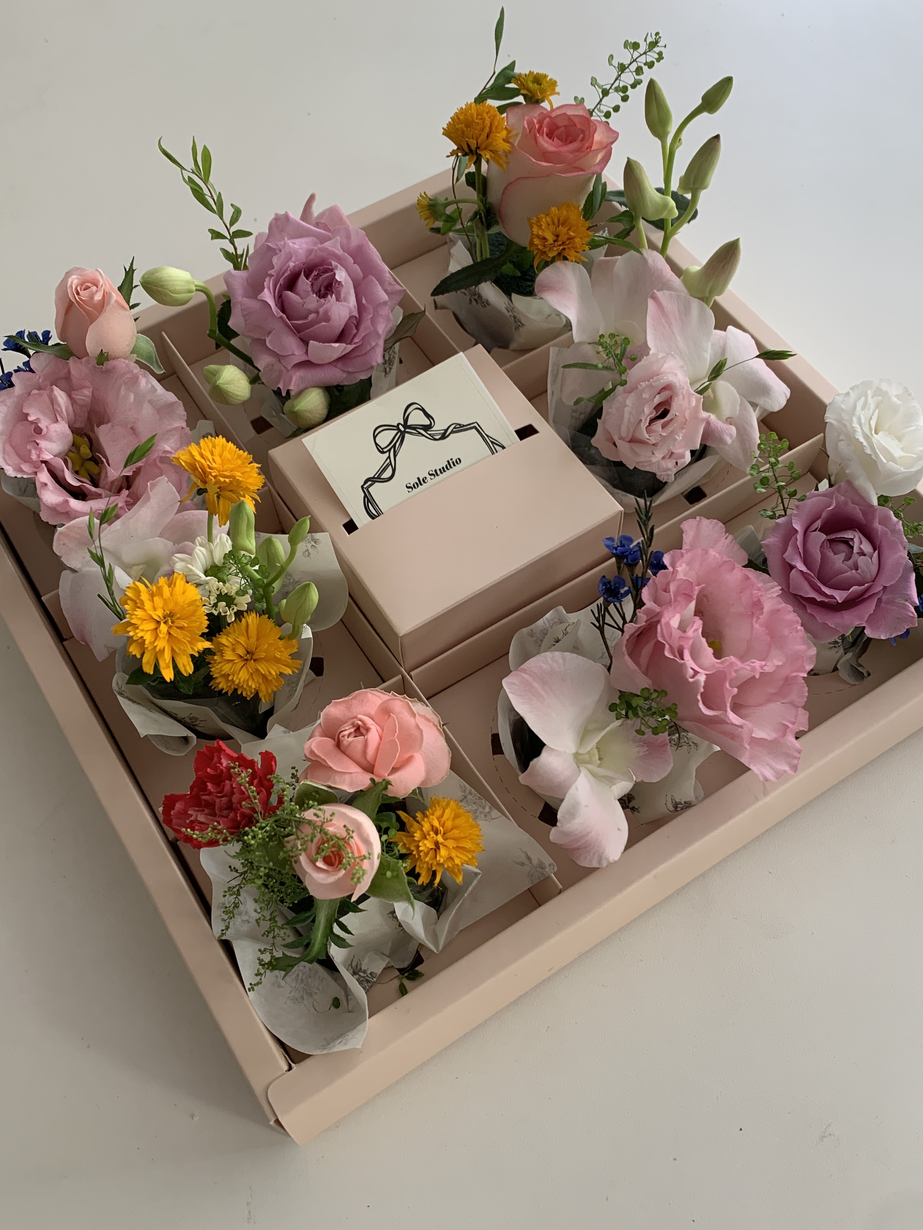 달콤한 오늘 수제 마카롱 플라워 박스