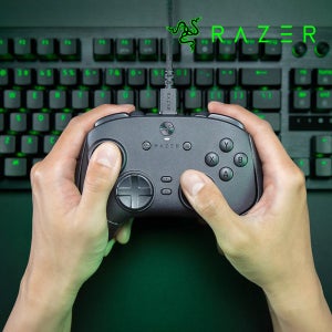 [국내정발] 레이저 울버린 V3 TE 8K 토너먼트 PC 유선 게임패드 블랙