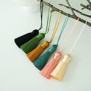 컬러 단색 태슬 5개 노리개 부자재 포장재 미디움 5cm 가정의달 답례품 감사포장