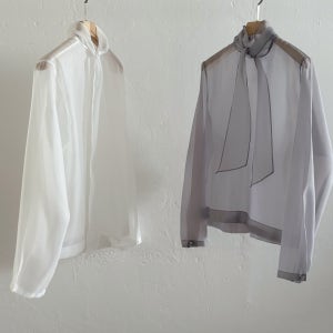 [당일발송] 바스켓 위드 타이 블라우스 시어 레이어드 리본 블라우스 (2c)