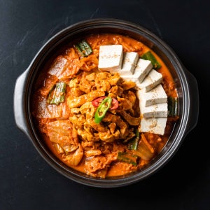 (100개까지 고기반 햄반) 돼지고기 김치찜 밀키트 & 캠핑요리 2~3인용