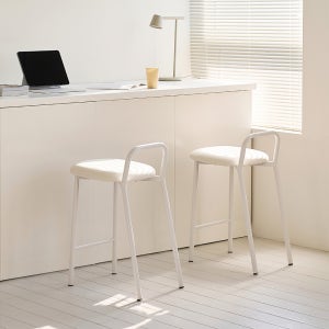 메종드꼼마 1+1 멜로우 바스툴 아일랜드 식탁의자 홈바의자 높은 식탁 테이블 바텐 체어