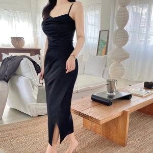 [Premium/FW] 에뚜왈 실키 새틴 셔링 트임 나시 드레이프 롱 원피스 (2col)