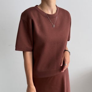 가을 마망 세미크롭 쿠션 반팔 맨투맨