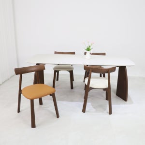 코모도홈 나비 식탁 세트 카밀리아의자 포세린 세라믹 원목 4인용 6인용 1600 1800 2000