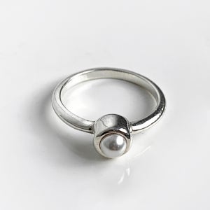 실버925 진주 미니멀 레이어링 반지 Droplet