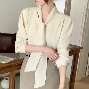 브이넥 타이 긴팔 블라우스 오피스 출근 데일리 하객룩 bs8425