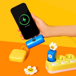 [위글위글] 고속충전 도킹형 보조배터리 4800mAh 20W - Smile We Love