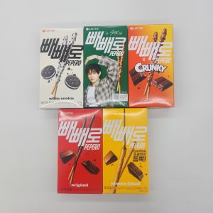 롯데 빼빼로 세트 5종 (기본 초코필드 아몬드 크런키 화이트쿠키)
