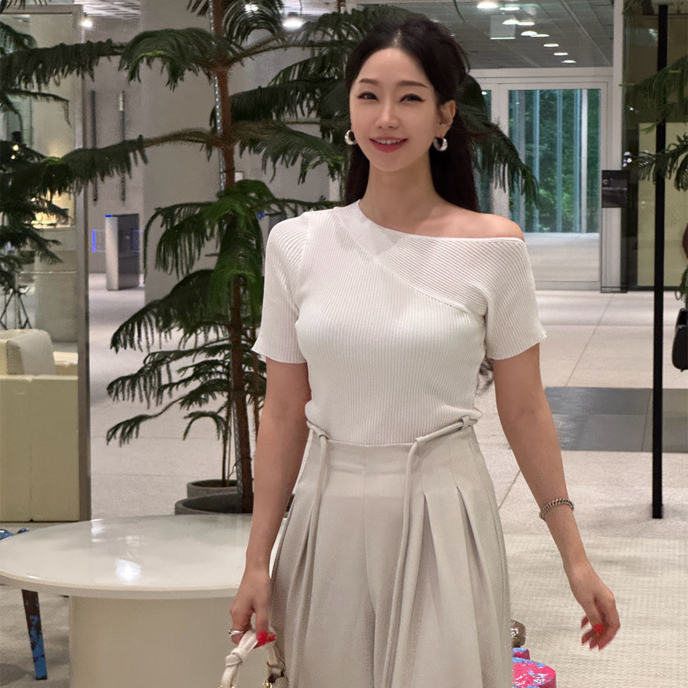 골지 언발 사선 절개 라인 원숄더 오프숄더 스판 슬림 반팔 니트티 화이트,베이지,블랙