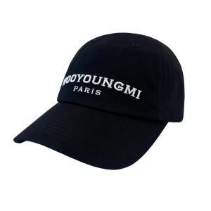 [국내] 우영미 블랙 레터링 로고 볼캡 모자 W253AC52661B
