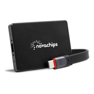 노바칩스 NM665C02T0TU1 EXPRESS 시리즈 포터블 SSD 2TB