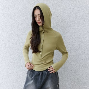 [오아이오아이컬렉션] 슬림핏 후드 티셔츠 [OLIVE]