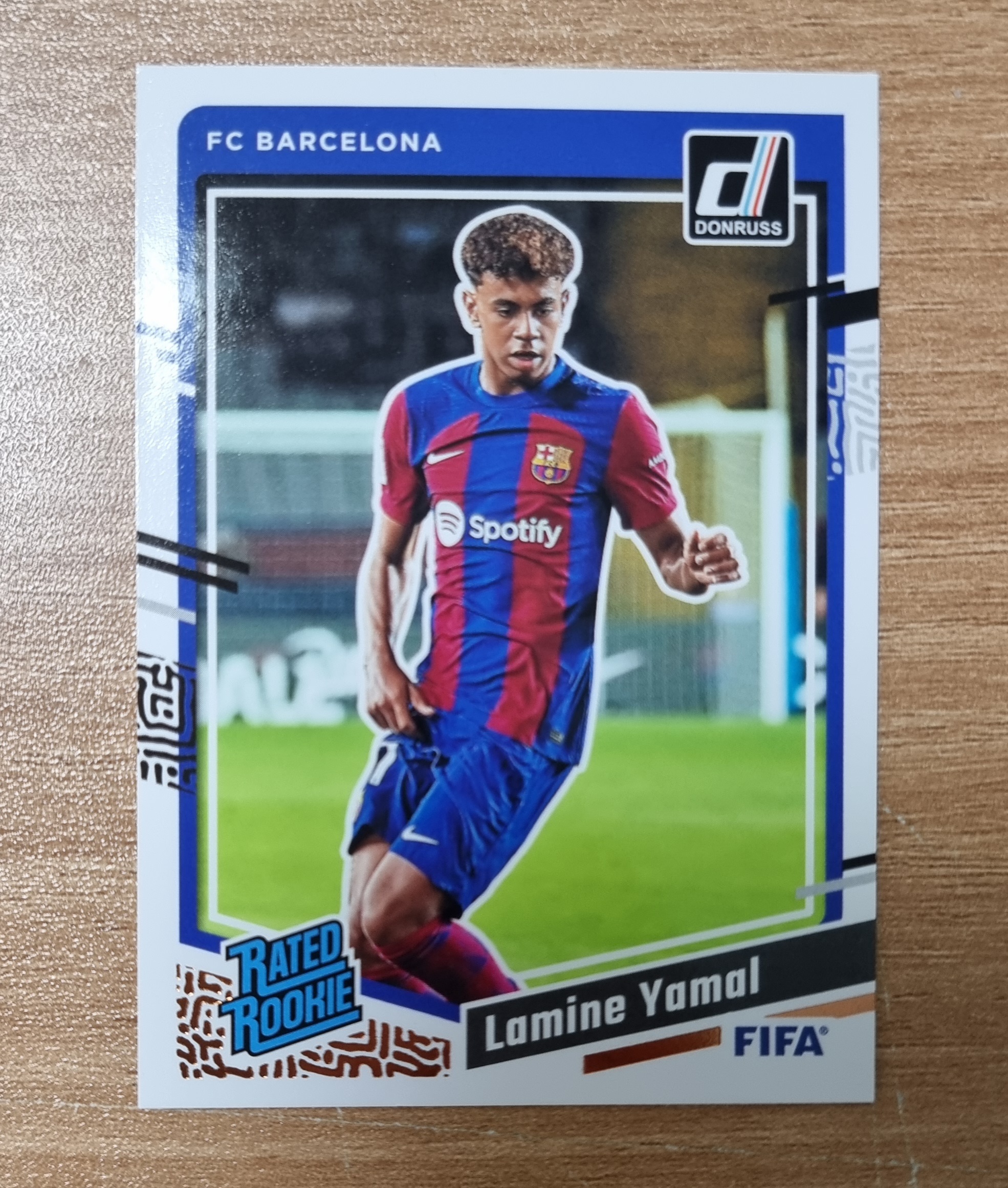 라민 야말 루키카드 모서리상태안좋음 2023-24 Donruss Rated Rookie RC No-177 축구카드