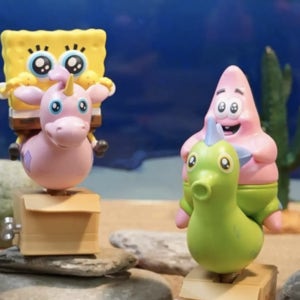 스폰지밥 움직이는 말타기 태엽 장난감 피규어 랜덤