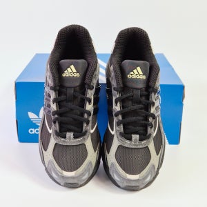 아디다스 리스폰스 CL 서울 그레이 남녀공용 스니커즈 JR5083