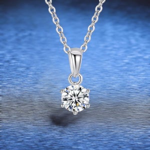 모이사나이트 2캐럿 실버 목걸이