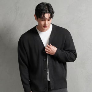 어깨패드가 들어간 특허 남자 울 오버핏 가디건 디바라 시그니처 수트 남자 어깨뽕