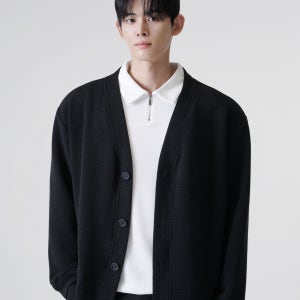 어깨패드가 들어간 특허 남자 가디건 디바라 시그니처 수트 남자 어깨뽕 티셔츠