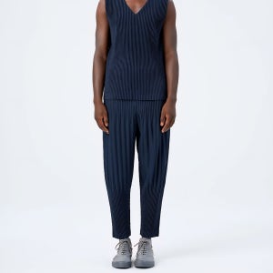 NEW 옴므플리세 이세이미야케 브이넥 베스트 JE510