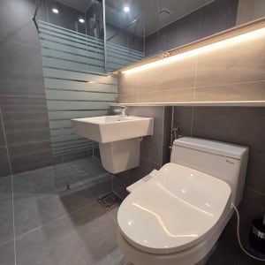 일리안디자인 화장실 리모델링 욕실 인테리어 공사 타일시공 아파트 주택 패키지 고급형 600각 타일 / 인건비별도