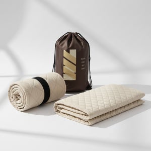 접쏙 프리볼트 여행용 전기매트 국산 탄소 방수 전기장판 캠핑 1인용 컴팩트 미니