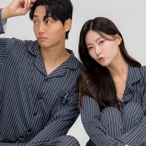 [2PACK] 커플 핀스트라이프 잠옷 카라 피치기모 긴팔 파자마 홈웨어 세트