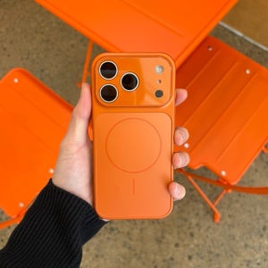 오크샵 17 커스텀 풀커버 카메라보호 맥세이프 케이스 골드, 아이폰15