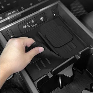 모듬컴퍼니 싼타페 MX5 튜닝 악세사리 용품 무선 충전 실리콘 패드 1P