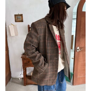 고급스러운 울 혼방 클래식한 테일러드 디자인 매니쉬한 무드 우디 체크 자켓 - 브라운