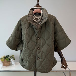 하이넥 박시 판쵸 패딩 베스트 2컬러