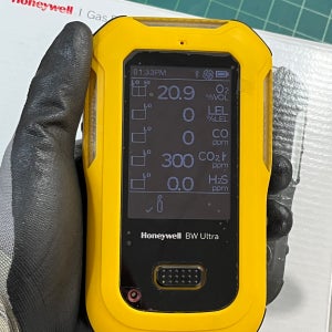 하니웰복합가스측정기 BW 울트라 5Gas (O2 CO H2S LEL CO2) 검교정성적서포함