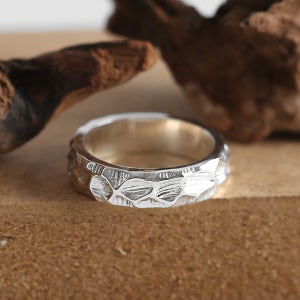 볼드 컷팅 텍스쳐 티타늄스틸 반지