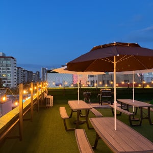 서울 강남구 압구정로데오역 파티룸 바베큐 노래방 루프탑 대형 공간 대여 대관 단체 장소