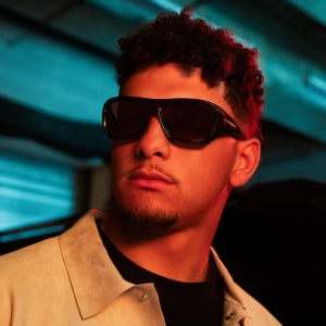 오클리 샤미네이드 9492-06 패트릭 마홈스 시그니처 컬렉션 고프코어 고글 선글라스 룩소티카