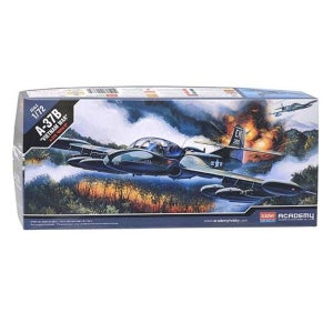 A-37B 아카데미과학 드래곤플라이 베트남전 프라모델 장난감 선물 함 기 어린이 전투