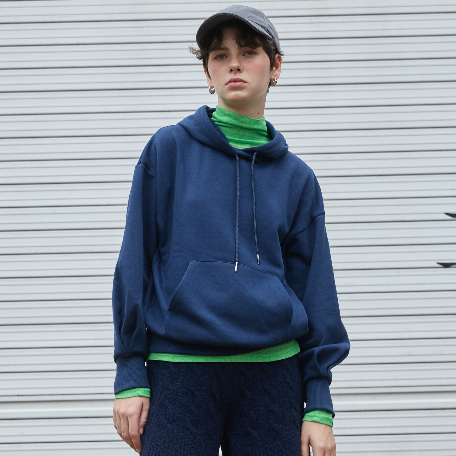 Lipbbam 더블소프트 플리스 퍼프 슬리브 후드티 LTW011