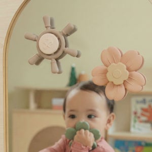 [보이보이] 실리콘 흡착 아기 스피너 촉감발달 치발기 장난감