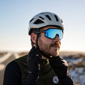 레이저 토닉 키네티코어 입문용 헬멧 로드 픽시 자전거 머리 보호 싸이클 헬멧 자전거 용품