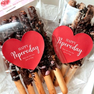 빼빼로데이 심플레드하트스티커 (50x45) 30매 베이커리 초콜릿 디저트 발렌타인데이