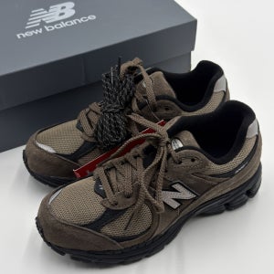 (국내매장판) 뉴발란스 2002 U2002RAB 브라운