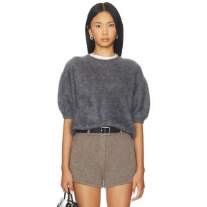 리볼브직영몰 Lisa Yang JUNIPER 반팔 스웨터 Sweatshirts and Hoodies